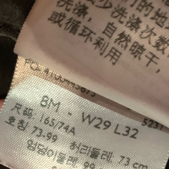 Levi Curvy Straight Ripped Jeans - Picture 5 of 7